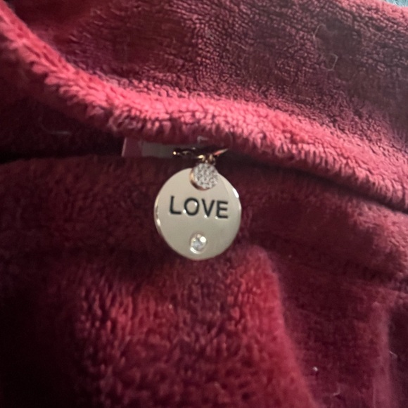 Gold Tone Love Charm Bracelet NWT - Picture 4 of 8